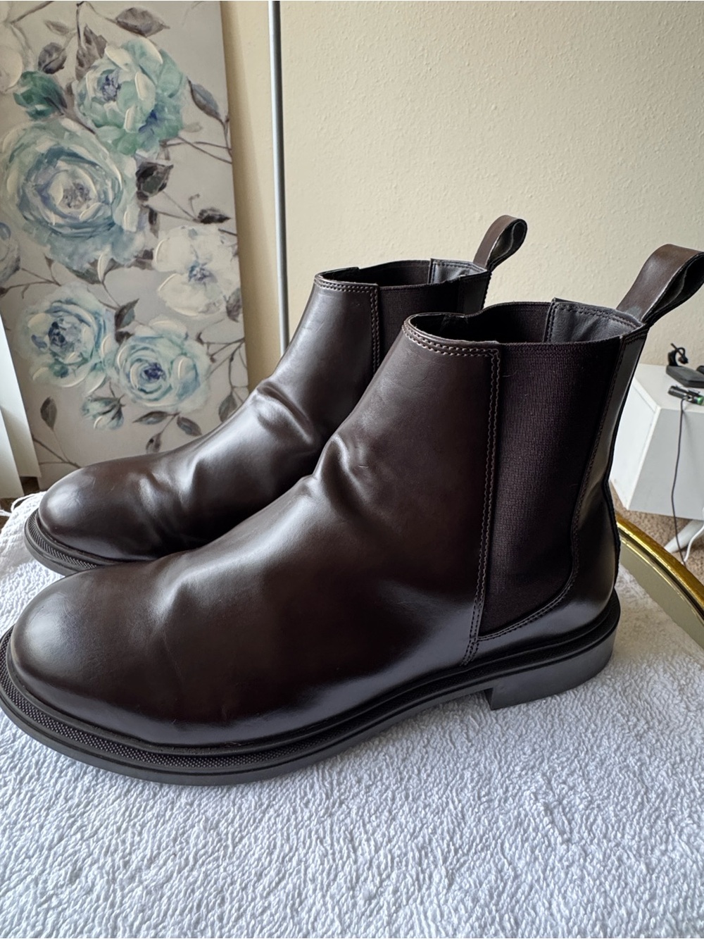 Men's Dark Brown Chelsea Boots - Classic Leather Slip-On ZARA